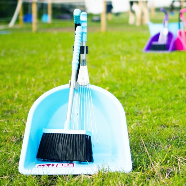 Teenie Tidee™ Combo with Short Metal Rake & Broom